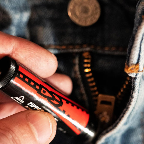 Backpacks 0.15 oz AGS Zipper-Ease Wax Lubricant for Stuck Zippers No-Mess Easy Glide Balm Stick for Jackets, Coats