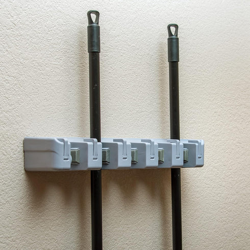 4073700 16-1/2" 2-3/4" 3-1/2" Carlisle FoodService Products Roll N Grip ABS Plus Broom and Brush Holder, Length x